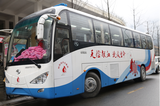 4B776